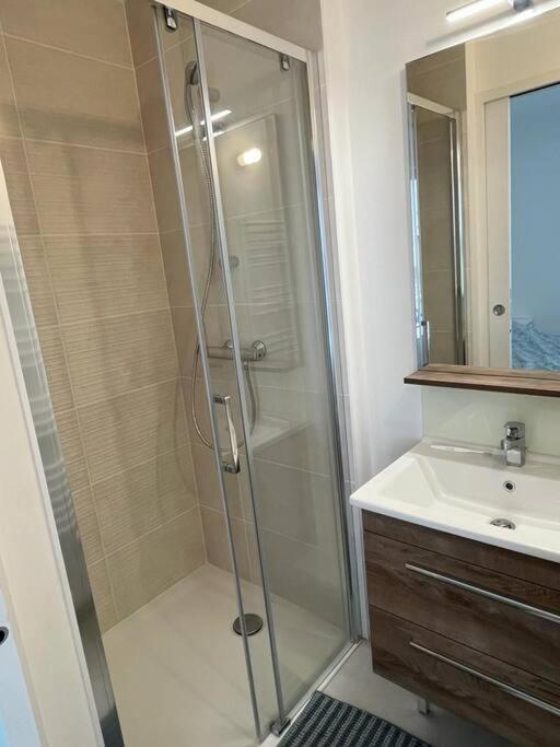 Cocon Neuf - 6 A 8 Pers 3 Chb Proche Plage, Port, Centre Ville Сен-Пьер-Киберон Экстерьер фото